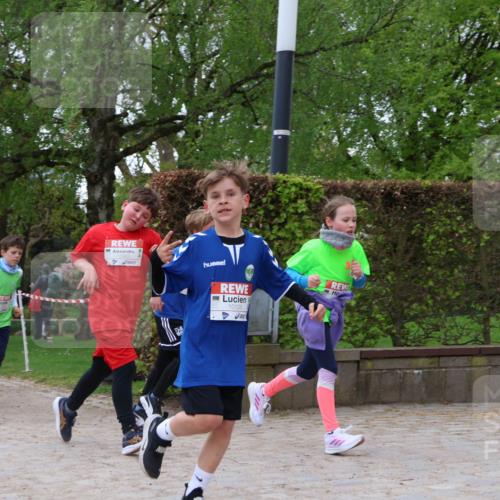 25.04.2026 - Das Zehntel Zöllner http://msf.ph/oto/9657347 25.04.2026 11:42:32 Laufen 10125 meine-sportfotos.de