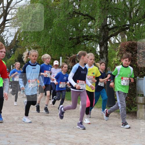25.04.2026 - Das Zehntel Zöllner http://msf.ph/oto/9657371 25.04.2026 11:42:34 Laufen 10975, 10873, 123030 meine-sportfotos.de