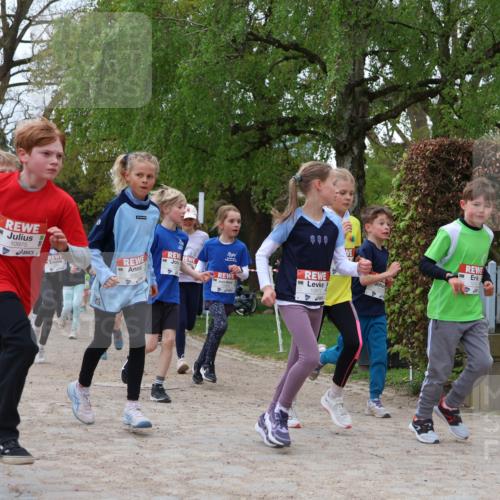 25.04.2026 - Das Zehntel Zöllner http://msf.ph/oto/9657377 25.04.2026 11:42:34 Laufen 10975, 88, 10873 meine-sportfotos.de