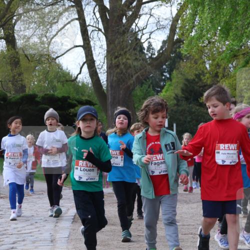 25.04.2026 - Das Zehntel Zöllner http://msf.ph/oto/9657442 25.04.2026 07:47:52 Laufen 3478, 3482, 1934, 728, 2191, 2206 meine-sportfotos.de