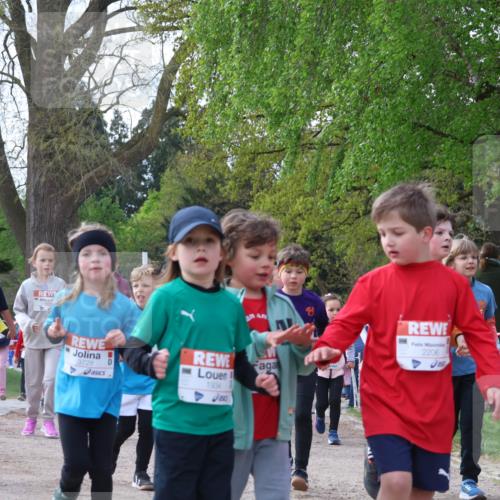 25.04.2026 - Das Zehntel Zöllner http://msf.ph/oto/9657475 25.04.2026 07:47:53 Laufen 3478, 3728, 1934, 2206 meine-sportfotos.de