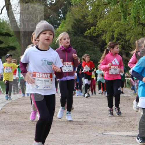 25.04.2026 - Das Zehntel Zöllner http://msf.ph/oto/9657502 25.04.2026 07:47:55 Laufen 3447, 3478, 21, 3935, 3775, 3727, 3761 meine-sportfotos.de