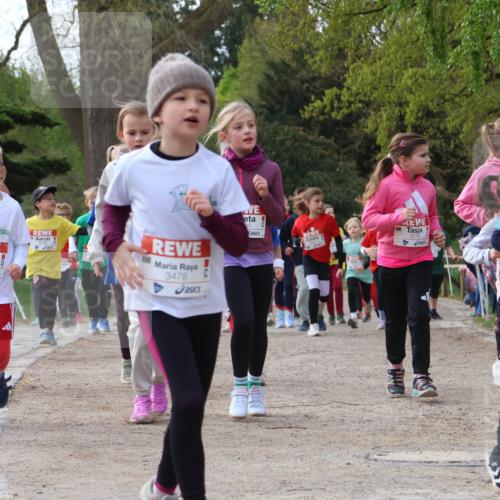 25.04.2026 - Das Zehntel Zöllner http://msf.ph/oto/9657505 25.04.2026 07:47:55 Laufen 32, 3447, 3478, 5727 meine-sportfotos.de