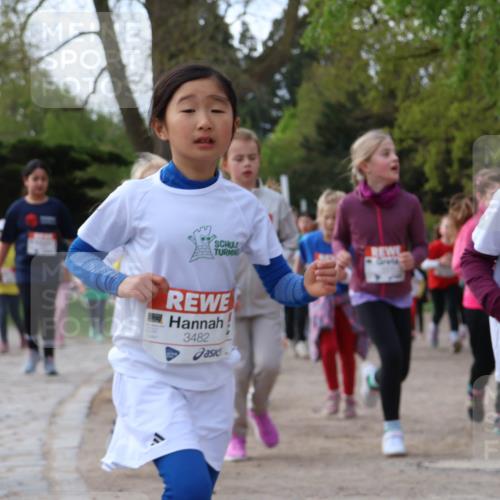 25.04.2026 - Das Zehntel Zöllner http://msf.ph/oto/9657529 25.04.2026 07:47:56 Laufen 3482, 3478 meine-sportfotos.de