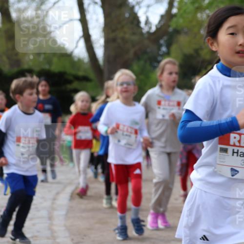 25.04.2026 - Das Zehntel Zöllner http://msf.ph/oto/9657541 25.04.2026 07:47:57 Laufen 3482 meine-sportfotos.de
