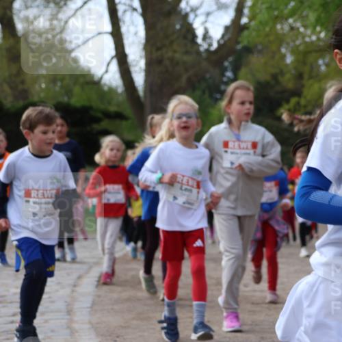 25.04.2026 - Das Zehntel Zöllner http://msf.ph/oto/9657544 25.04.2026 07:47:57 Laufen 3482 meine-sportfotos.de
