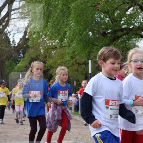 25.04.2026 - Das Zehntel Zöllner http://msf.ph/oto/9657592 25.04.2026 07:47:58 Laufen 2114, 28, 3441, 344, 396, 3935 meine-sportfotos.de