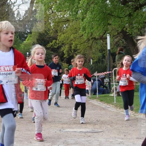 25.04.2026 - Das Zehntel Zöllner http://msf.ph/oto/9657616 25.04.2026 07:48:00 Laufen 3881, 1933, 2112 meine-sportfotos.de