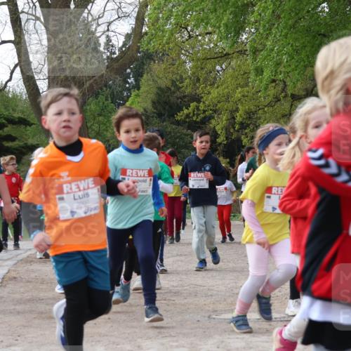 25.04.2026 - Das Zehntel Zöllner http://msf.ph/oto/9657640 25.04.2026 07:48:00 Laufen 3860 meine-sportfotos.de