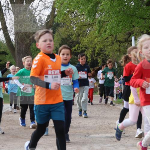 25.04.2026 - Das Zehntel Zöllner http://msf.ph/oto/9657649 25.04.2026 07:48:01 Laufen 44444, 60, 1497, 1903 meine-sportfotos.de