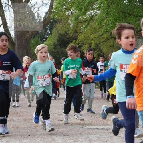 25.04.2026 - Das Zehntel Zöllner http://msf.ph/oto/9657670 25.04.2026 07:48:01 Laufen 80, 1855, 1496, 3860 meine-sportfotos.de