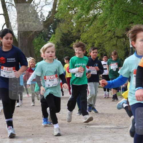 25.04.2026 - Das Zehntel Zöllner http://msf.ph/oto/9657673 25.04.2026 07:48:02 Laufen 1480, 1855, 1496, 2362, 497, 9, 386 meine-sportfotos.de