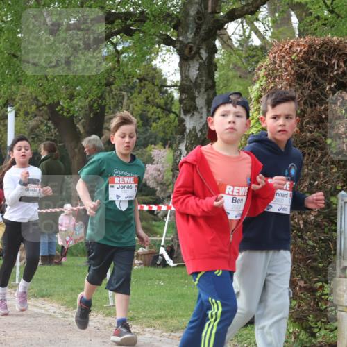 25.04.2026 - Das Zehntel Zöllner http://msf.ph/oto/9657724 25.04.2026 07:48:05 Laufen 3782, 2924, 2930 meine-sportfotos.de