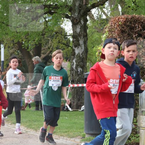 25.04.2026 - Das Zehntel Zöllner http://msf.ph/oto/9657730 25.04.2026 07:48:05 Laufen 3782, 1321 meine-sportfotos.de