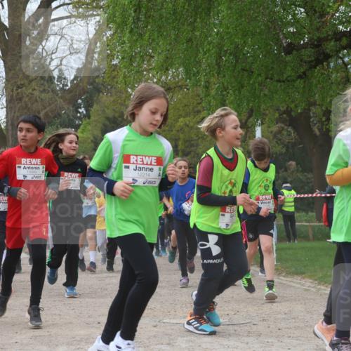 25.04.2026 - Das Zehntel Zöllner http://msf.ph/oto/9657770 25.04.2026 11:42:46 Laufen 12156, 10999, 12214, 12195, 250 meine-sportfotos.de