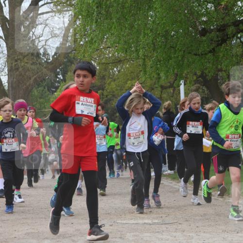 25.04.2026 - Das Zehntel Zöllner http://msf.ph/oto/9657794 25.04.2026 11:42:47 Laufen 12156, 10999 meine-sportfotos.de
