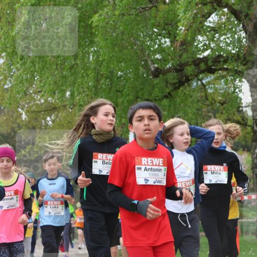 25.04.2026 - Das Zehntel Zöllner http://msf.ph/oto/9657815 25.04.2026 11:42:48 Laufen 12156, 11637, 10861, 11498, 10999, 10882 meine-sportfotos.de