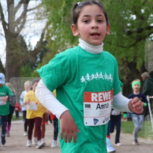 25.04.2026 - Das Zehntel Zöllner http://msf.ph/oto/9657817 25.04.2026 07:48:09 Laufen 4444444, 2372 meine-sportfotos.de