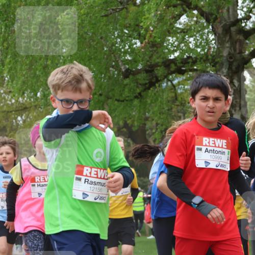 25.04.2026 - Das Zehntel Zöllner http://msf.ph/oto/9657842 25.04.2026 11:42:48 Laufen 11004, 00, 116, 12156, 10999, 1154 meine-sportfotos.de