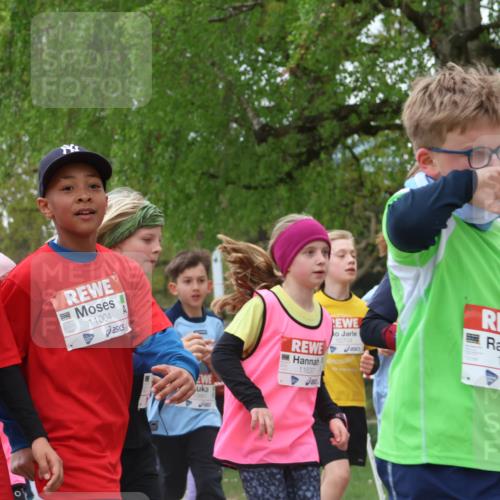 25.04.2026 - Das Zehntel Zöllner http://msf.ph/oto/9657860 25.04.2026 11:42:49 Laufen 10997, 11004, 11637, 10704, 12156, 350, 10874 meine-sportfotos.de