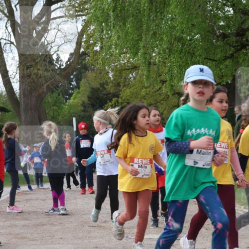 25.04.2026 - Das Zehntel Zöllner http://msf.ph/oto/9657868 25.04.2026 07:48:11 Laufen 83, 1932, 1976, 4, 4, 4, 2371, 1954, 2757 meine-sportfotos.de