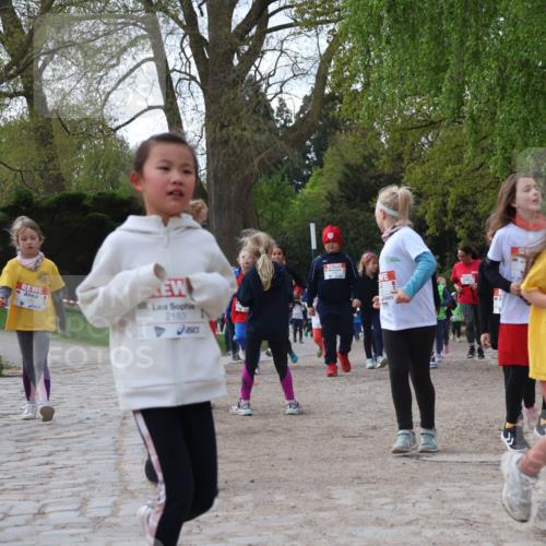 25.04.2026 - Das Zehntel Zöllner http://msf.ph/oto/9657880 25.04.2026 07:48:12 Laufen 2183, 26, 1976 meine-sportfotos.de
