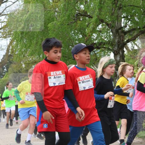 25.04.2026 - Das Zehntel Zöllner http://msf.ph/oto/9657881 25.04.2026 11:42:49 Laufen 12275, 10997, 11004 meine-sportfotos.de