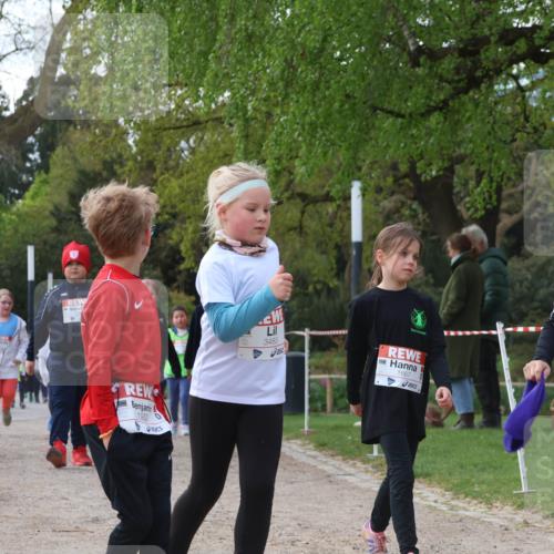 25.04.2026 - Das Zehntel Zöllner http://msf.ph/oto/9657922 25.04.2026 07:48:13 Laufen 1932, 3483, 1667, 3487 meine-sportfotos.de