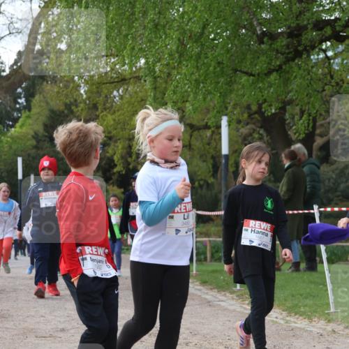 25.04.2026 - Das Zehntel Zöllner http://msf.ph/oto/9657925 25.04.2026 07:48:13 Laufen 1932, 3483, 1667, 3487 meine-sportfotos.de