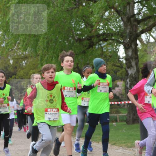 25.04.2026 - Das Zehntel Zöllner http://msf.ph/oto/9657956 25.04.2026 11:42:52 Laufen 1949, 12028, 12771, 12048 meine-sportfotos.de