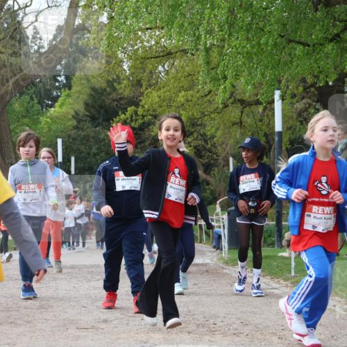 25.04.2026 - Das Zehntel Zöllner http://msf.ph/oto/9657976 25.04.2026 07:48:16 Laufen 1984, 2567, 2558 meine-sportfotos.de