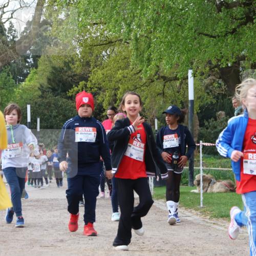 25.04.2026 - Das Zehntel Zöllner http://msf.ph/oto/9657985 25.04.2026 07:48:16 Laufen 2567, 1964, 1592, 2558 meine-sportfotos.de