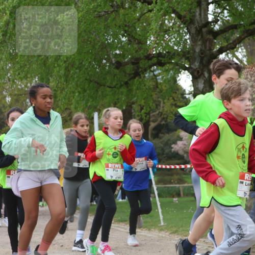 25.04.2026 - Das Zehntel Zöllner http://msf.ph/oto/9657986 25.04.2026 11:42:52 Laufen 10186, 12031 meine-sportfotos.de