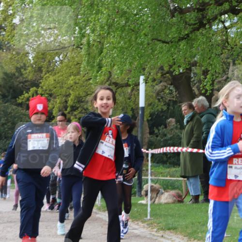 25.04.2026 - Das Zehntel Zöllner http://msf.ph/oto/9657988 25.04.2026 07:48:16 Laufen 1964, 2561, 2558 meine-sportfotos.de