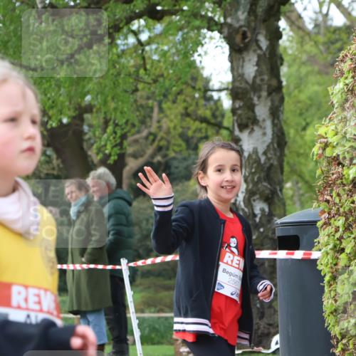 25.04.2026 - Das Zehntel Zöllner http://msf.ph/oto/9658015 25.04.2026 07:48:17 Laufen 2567 meine-sportfotos.de