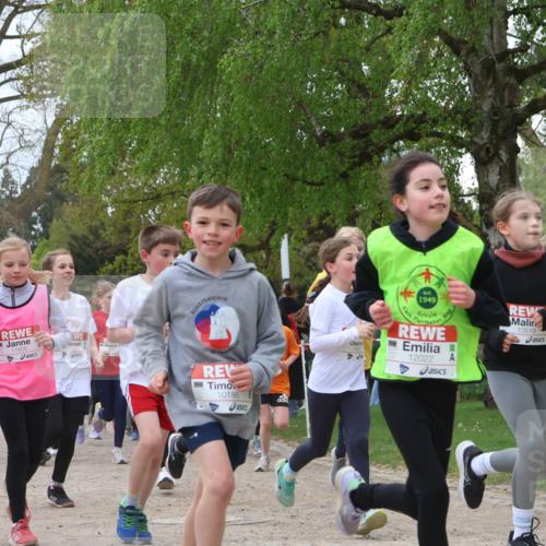 25.04.2026 - Das Zehntel Zöllner http://msf.ph/oto/9658031 25.04.2026 11:42:54 Laufen 11606, 10186, 1949, 12022, 10519 meine-sportfotos.de