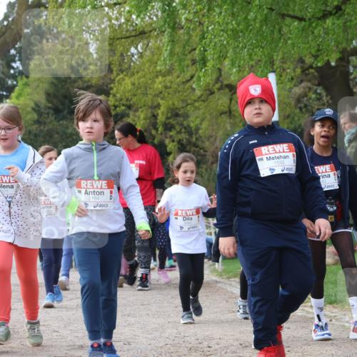 25.04.2026 - Das Zehntel Zöllner http://msf.ph/oto/9658048 25.04.2026 07:48:18 Laufen 2113, 2194, 1592, 43 meine-sportfotos.de