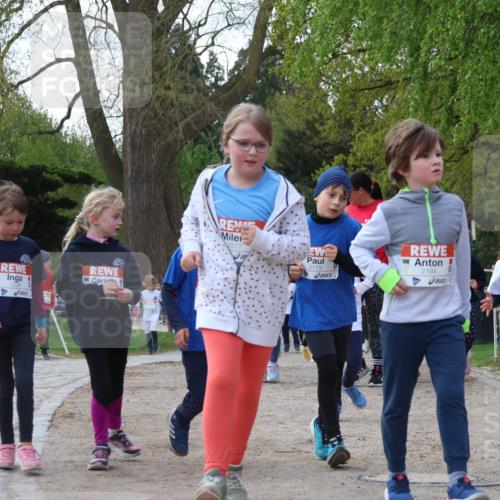 25.04.2026 - Das Zehntel Zöllner http://msf.ph/oto/9658087 25.04.2026 07:48:19 Laufen 00, 2577, 2113, 2194, 3680 meine-sportfotos.de