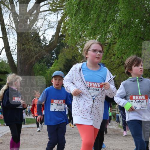 25.04.2026 - Das Zehntel Zöllner http://msf.ph/oto/9658111 25.04.2026 07:48:20 Laufen 1238, 2115, 2577, 2194, 3680 meine-sportfotos.de