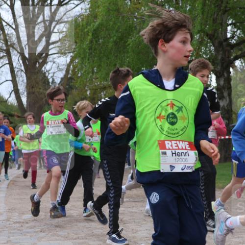 25.04.2026 - Das Zehntel Zöllner http://msf.ph/oto/9658133 25.04.2026 11:42:57 Laufen 10, 10026, 1949, 12006, 11990 meine-sportfotos.de