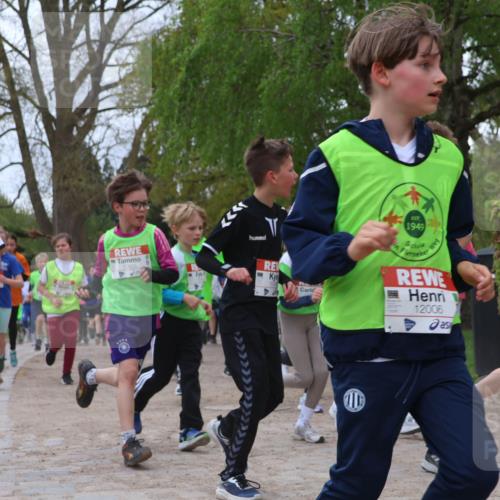 25.04.2026 - Das Zehntel Zöllner http://msf.ph/oto/9658136 25.04.2026 11:42:57 Laufen 10, 10026, 1949, 12006 meine-sportfotos.de