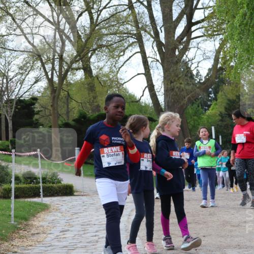 25.04.2026 - Das Zehntel Zöllner http://msf.ph/oto/9658156 25.04.2026 07:48:22 Laufen 1800, 1228 meine-sportfotos.de