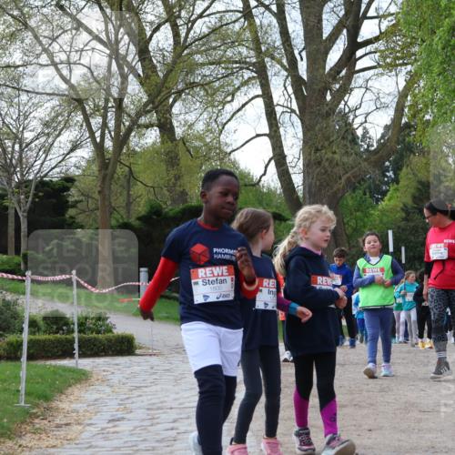 25.04.2026 - Das Zehntel Zöllner http://msf.ph/oto/9658159 25.04.2026 07:48:22 Laufen 1800, 122 meine-sportfotos.de