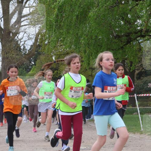 25.04.2026 - Das Zehntel Zöllner http://msf.ph/oto/9658208 25.04.2026 11:42:59 Laufen 82, 12418, 12045, 10391, 26 meine-sportfotos.de