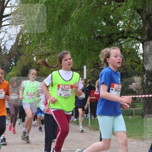 25.04.2026 - Das Zehntel Zöllner http://msf.ph/oto/9658214 25.04.2026 11:42:59 Laufen 12418, 12045, 10485, 1039, 26 meine-sportfotos.de