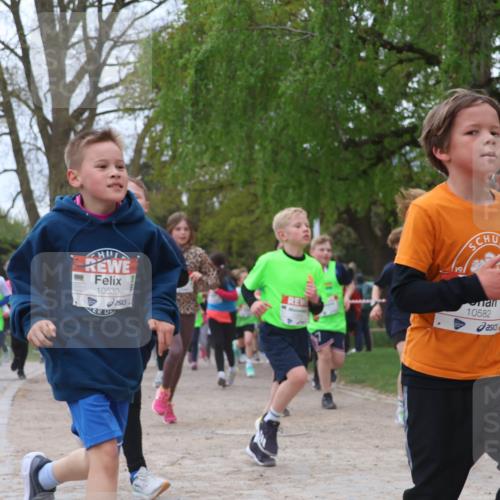 25.04.2026 - Das Zehntel Zöllner http://msf.ph/oto/9658265 25.04.2026 11:43:01 Laufen 10530, 19, 10582 meine-sportfotos.de