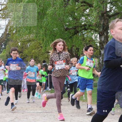 25.04.2026 - Das Zehntel Zöllner http://msf.ph/oto/9658292 25.04.2026 11:43:01 Laufen 10367 meine-sportfotos.de
