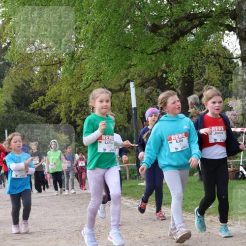 25.04.2026 - Das Zehntel Zöllner http://msf.ph/oto/9658306 25.04.2026 07:48:31 Laufen 1980, 1982, 1960, 250 meine-sportfotos.de