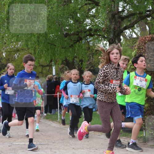 25.04.2026 - Das Zehntel Zöllner http://msf.ph/oto/9658310 25.04.2026 11:43:02 Laufen 12014 meine-sportfotos.de
