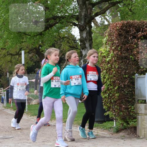 25.04.2026 - Das Zehntel Zöllner http://msf.ph/oto/9658321 25.04.2026 07:48:31 Laufen 1980 meine-sportfotos.de